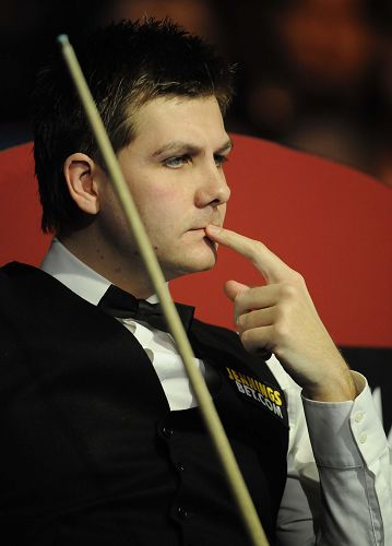 待着一场高 待着一场高